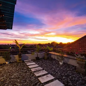 https://pakvohouse.ubudhotelsnow.com